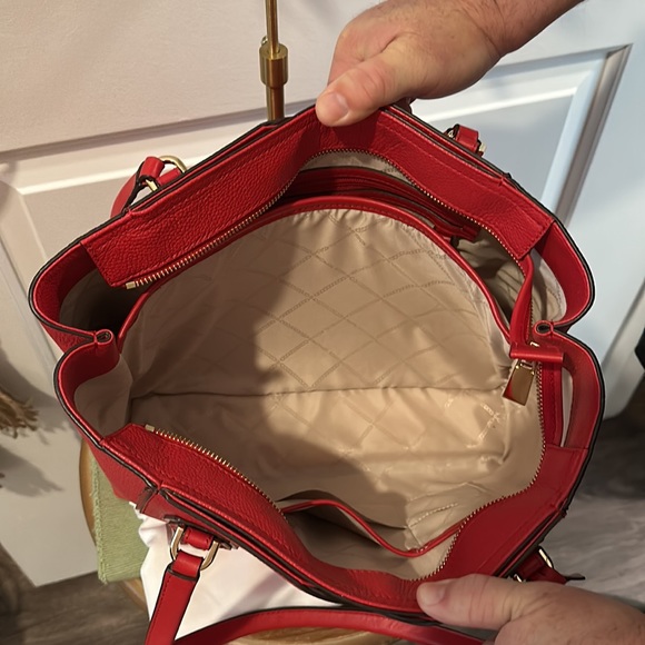 🪧 WEEKLY STEAL 🪧 Authentic Michael Kors “Mae” Medium Pebbled Leather Tote Bag - Picture 8 of 15